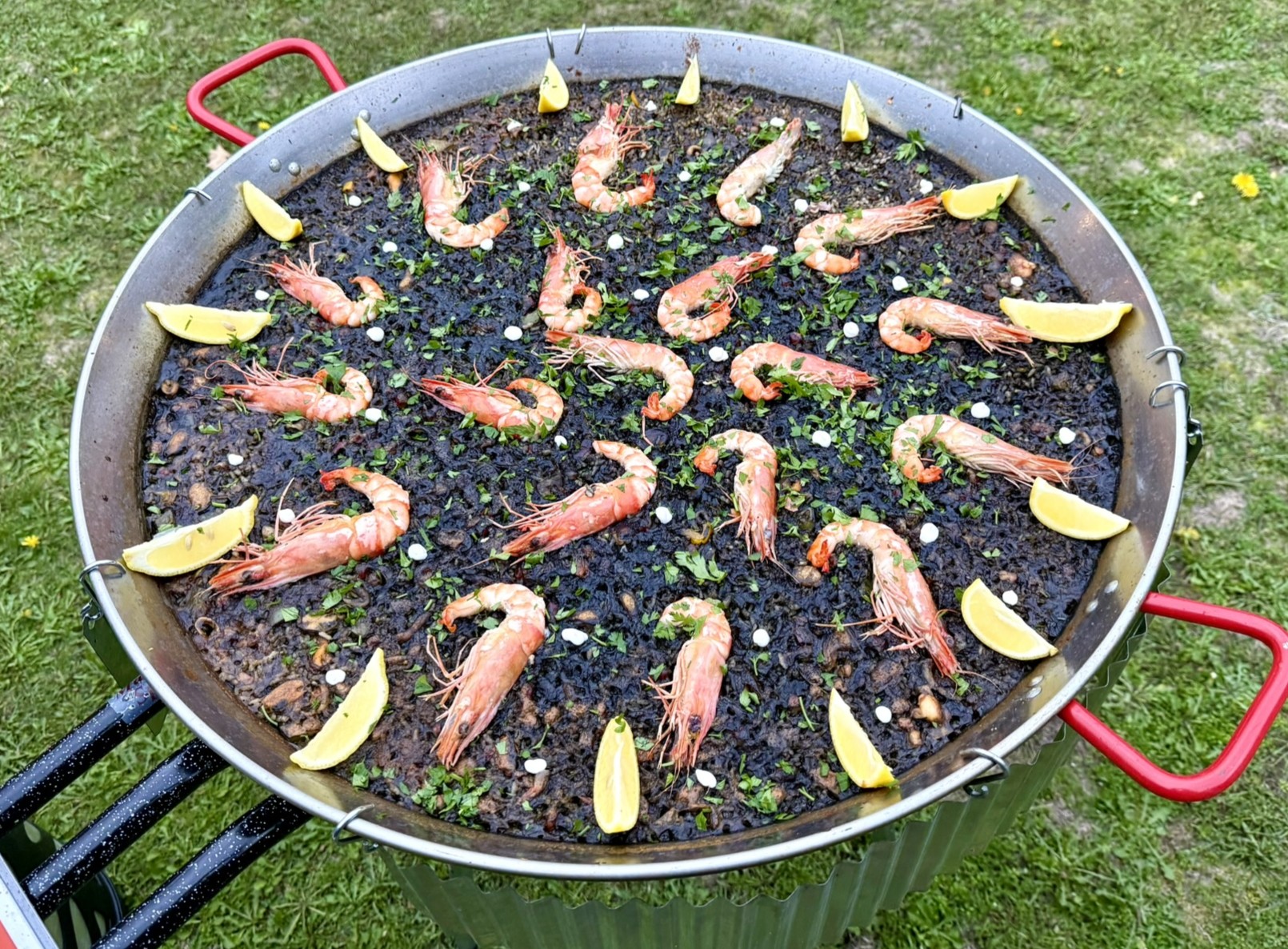 Arroz Negro met gamba's en citroen